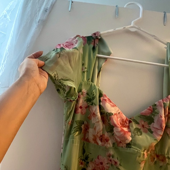 NWT Lulu’s floral mint green dress - Picture 3 of 7